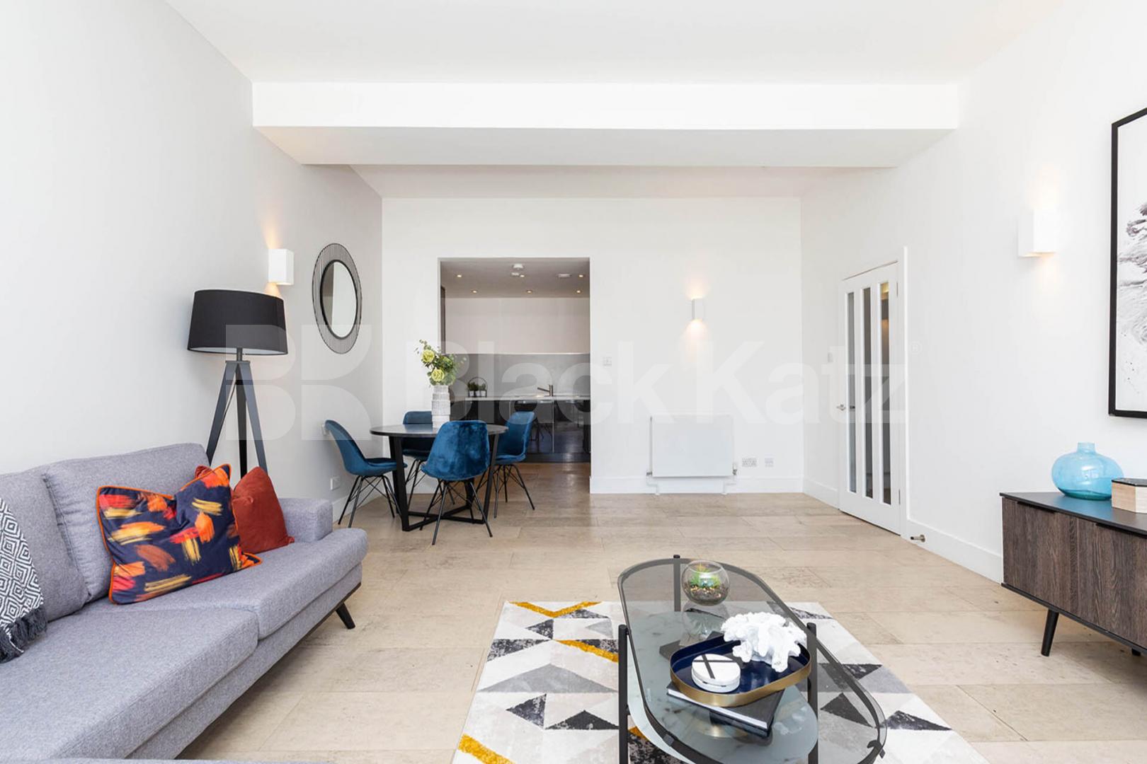  Luxurious apartment within an impressive converted warehouse Tabernacle Street, Old Street